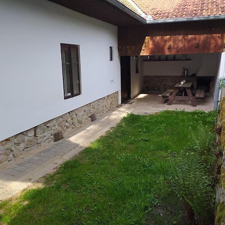 Vejminek Maly Statek Vila Slavce Exterior foto